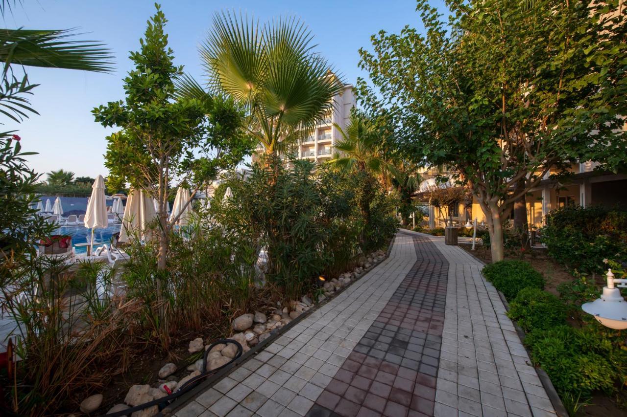 Lake River Side Hotel Spa Экстерьер фото