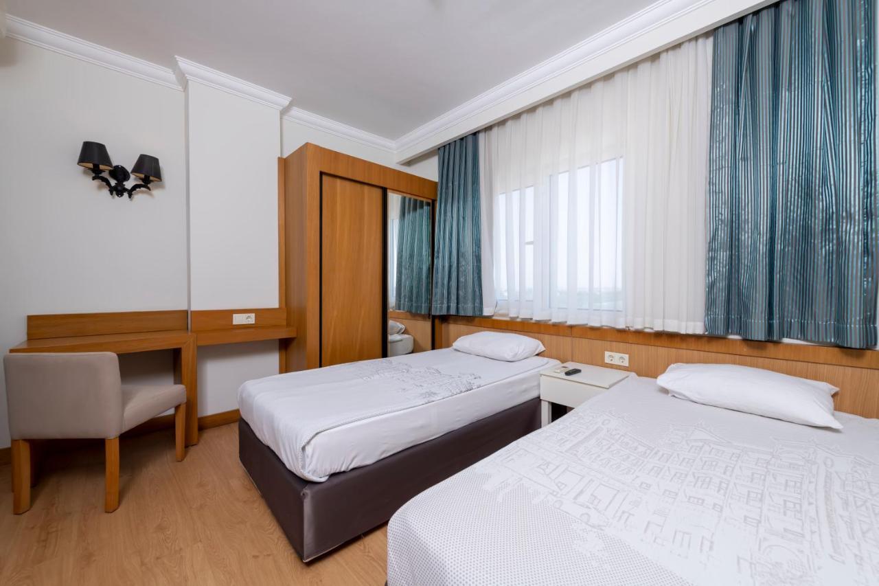 Lake River Side Hotel Spa Экстерьер фото