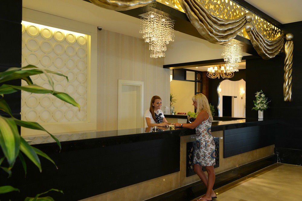 Lake River Side Hotel Spa Экстерьер фото